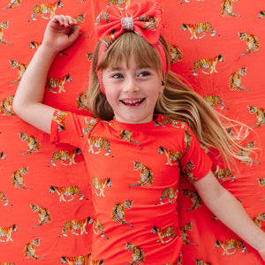 Baby Kids Bamboo Pajamas ā Go Get 'Em Tiger Bum Bum Blanket ā Image 1