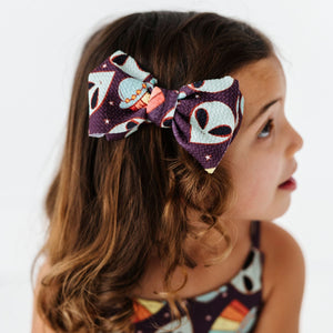 Baby Kids Bamboo Pajamas ā Cosmic in Peace Alligator Clip ā Image 1