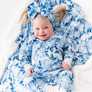 Baby Kids Bamboo Pajamas — My Something Blue Bum Bum Blanket - Plush — Image 1