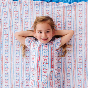 Baby Kids Bamboo Pajamas ā Liberty & Bows for All Ruffle Bum Bum Blanket ā Image 1