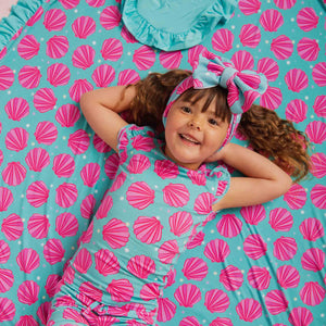 Baby Kids Bamboo Pajamas — Talk to the Shell Ruffle Bum Bum Blanket — Image 1