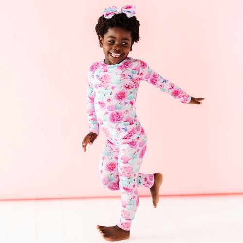 Pretty Little Pumpkin Two-Piece Pajama Set - Image 5 - Bums & Roses