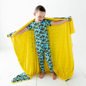 Bums & Roses - Baby & Kids Bamboo Pajamas - Loader Up Bum Bum Blanket - Image 1