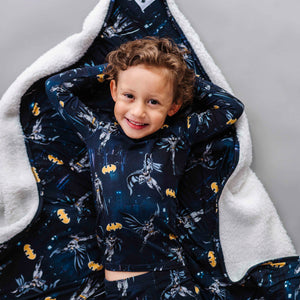 Bums & Roses - Baby & Kids Bamboo Pajamas - BATMAN™ Caped Crusader Bum Bum Blanket - Plush - Image 1