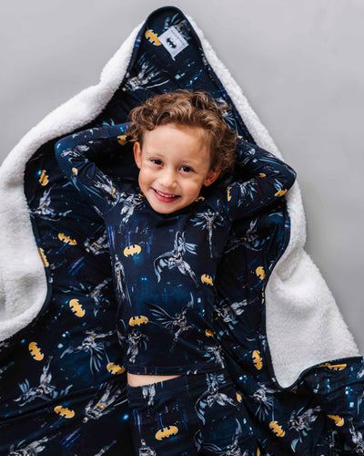 Bums & Roses - Baby & Kids Bamboo Pajamas - BATMAN™ Caped Crusader Bum Bum Blanket - Plush - Image 1