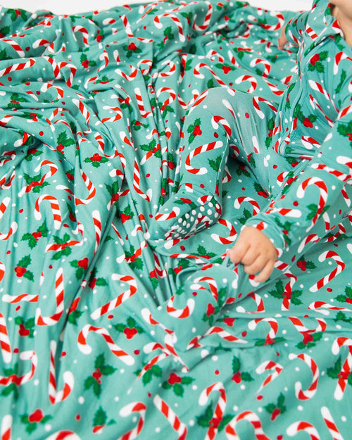 Baby Kids Bamboo Pajamas — Candy Cane Lane Bum Bum Blanket - Plush — Image 5