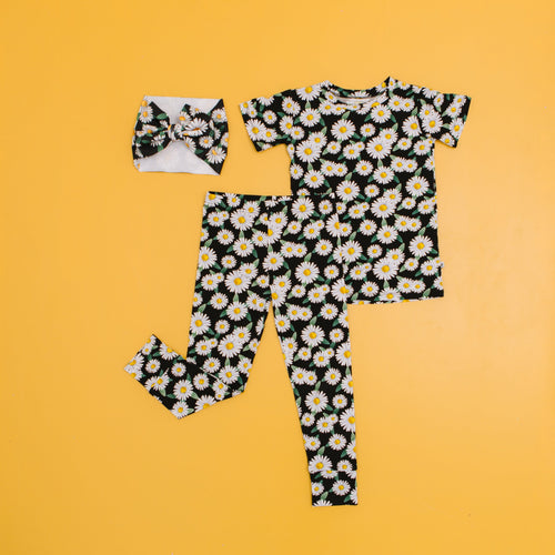 Make My Daisy Two-Piece Pajama Set - Image 8 - Bums & Roses