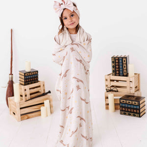 Bums & Roses - Baby & Kids Bamboo Pajamas - Harry Potter™ Hedwig’s Flight Bum Bum Blanket - Image 1