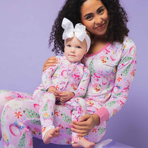 Baby Kids Bamboo Pajamas — Merry Little Pinkmas Women's Long Sleeve V-Neck T-Shirt — Image 1