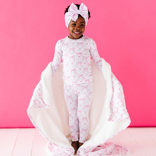 Take A Bow Two-Piece Pajama Set - Image 8 - Bums & Roses