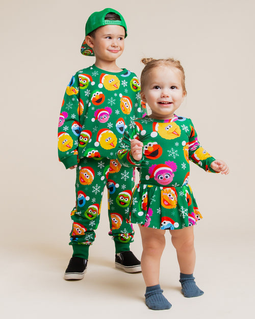 Baby Kids Bamboo Pajamas — Sesame Street™ Holiday Cheer Relaxed Fit Jogger Set — Image 4