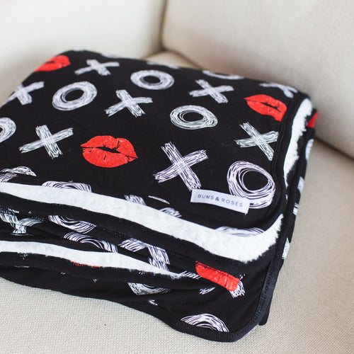 Sealed with a Kiss Bum Bum Blanket - Plush - Image 2 - Bums & Roses