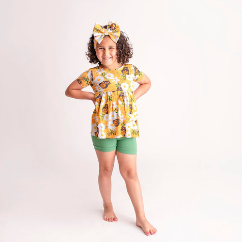 Make Your Monarch Girls Top & Shorts Set - Image 1 - Bums & Roses